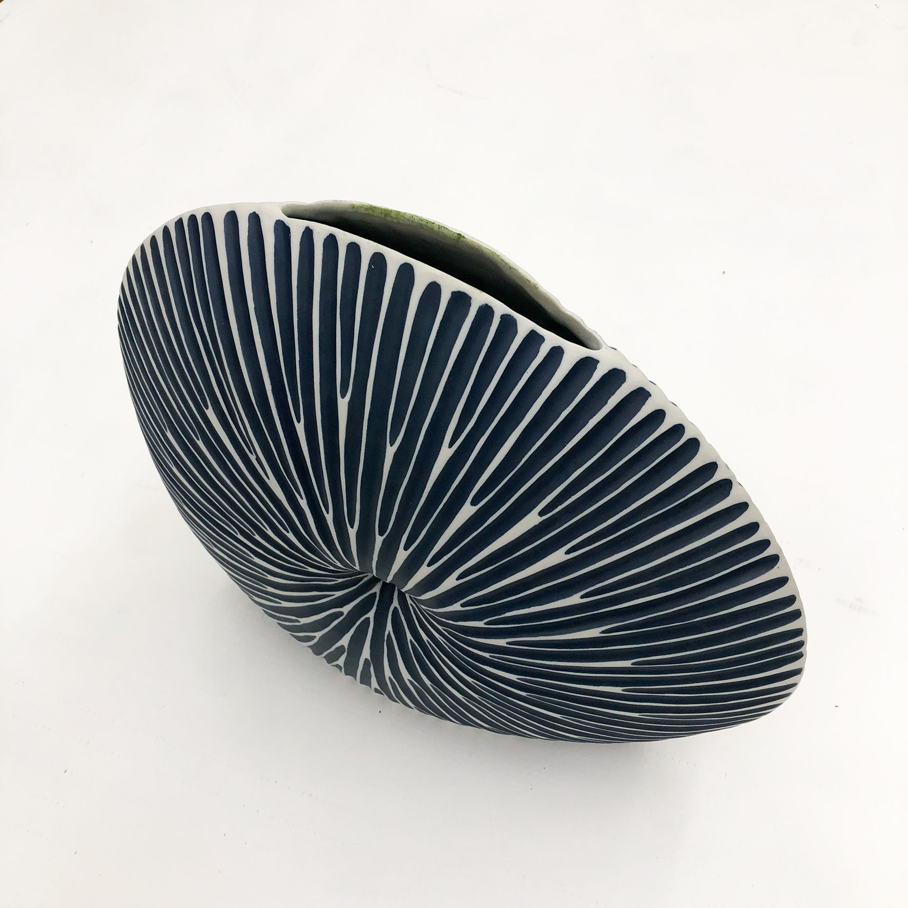 Diva Round Handmade Vase - Blue - top view