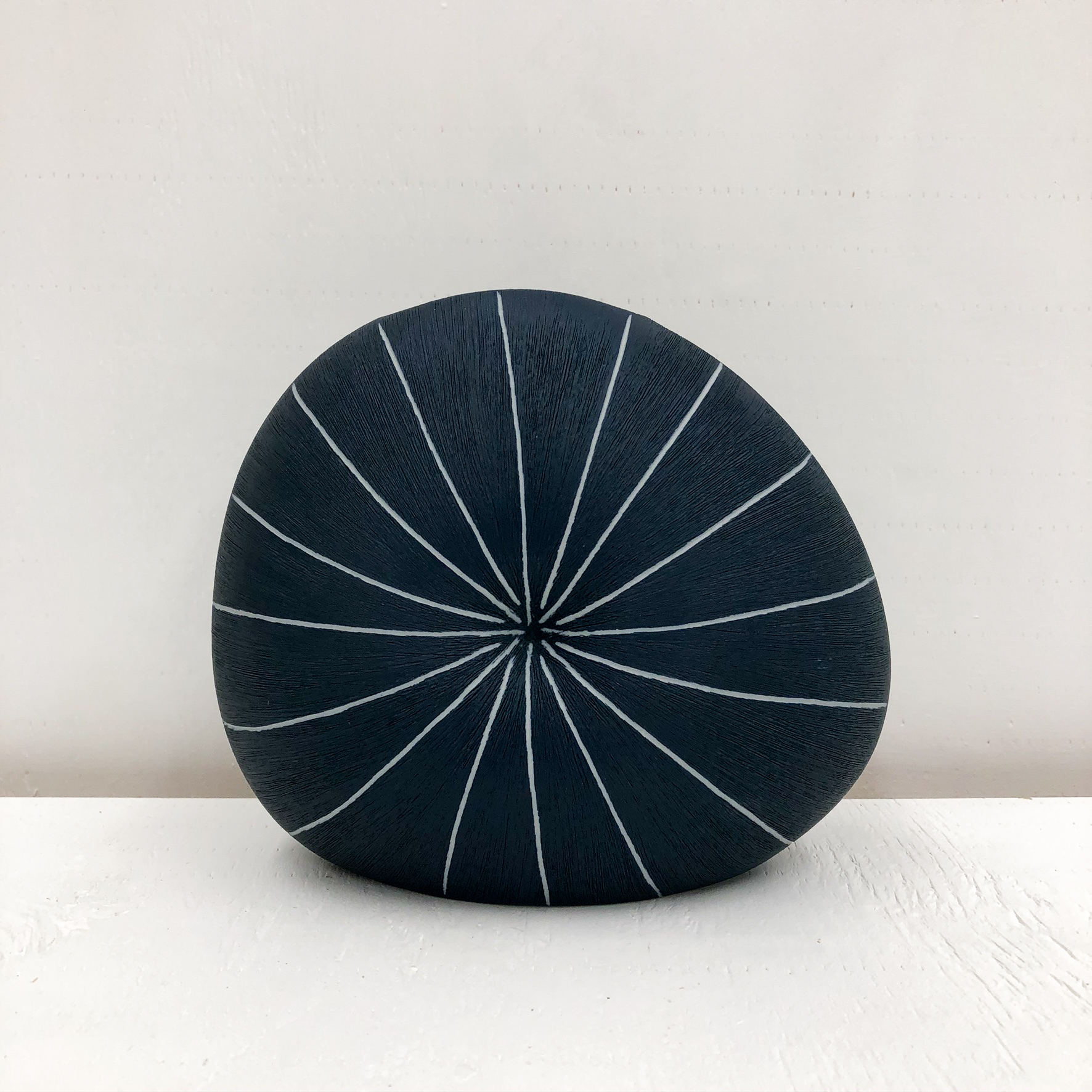 Diva Round Handmade Vase